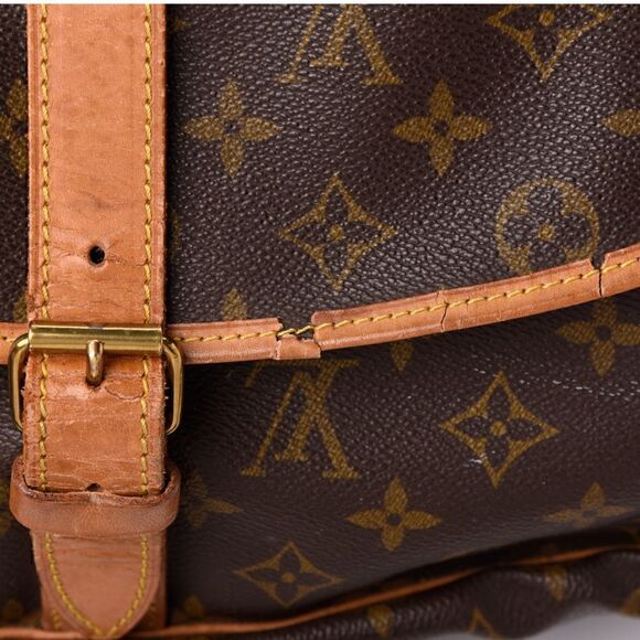 LOUIS VUITTON Classic Unisex Monogram Saumur 35 Cross Body bag Vintage 1992 - Picture 9 of 17